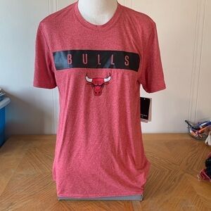 NWT short sleeve Chicago Bulls shirt